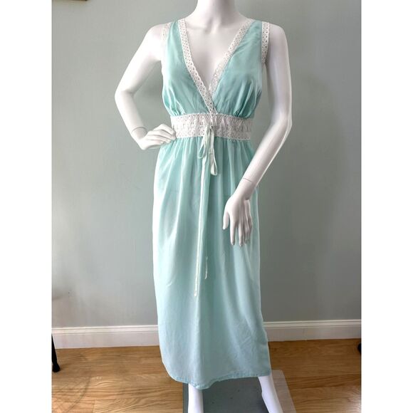1970s Vintage Aqua Blue Lace Trim Maxi Nightgown Lingerie Dress size 38 M/L - Picture 1 of 9